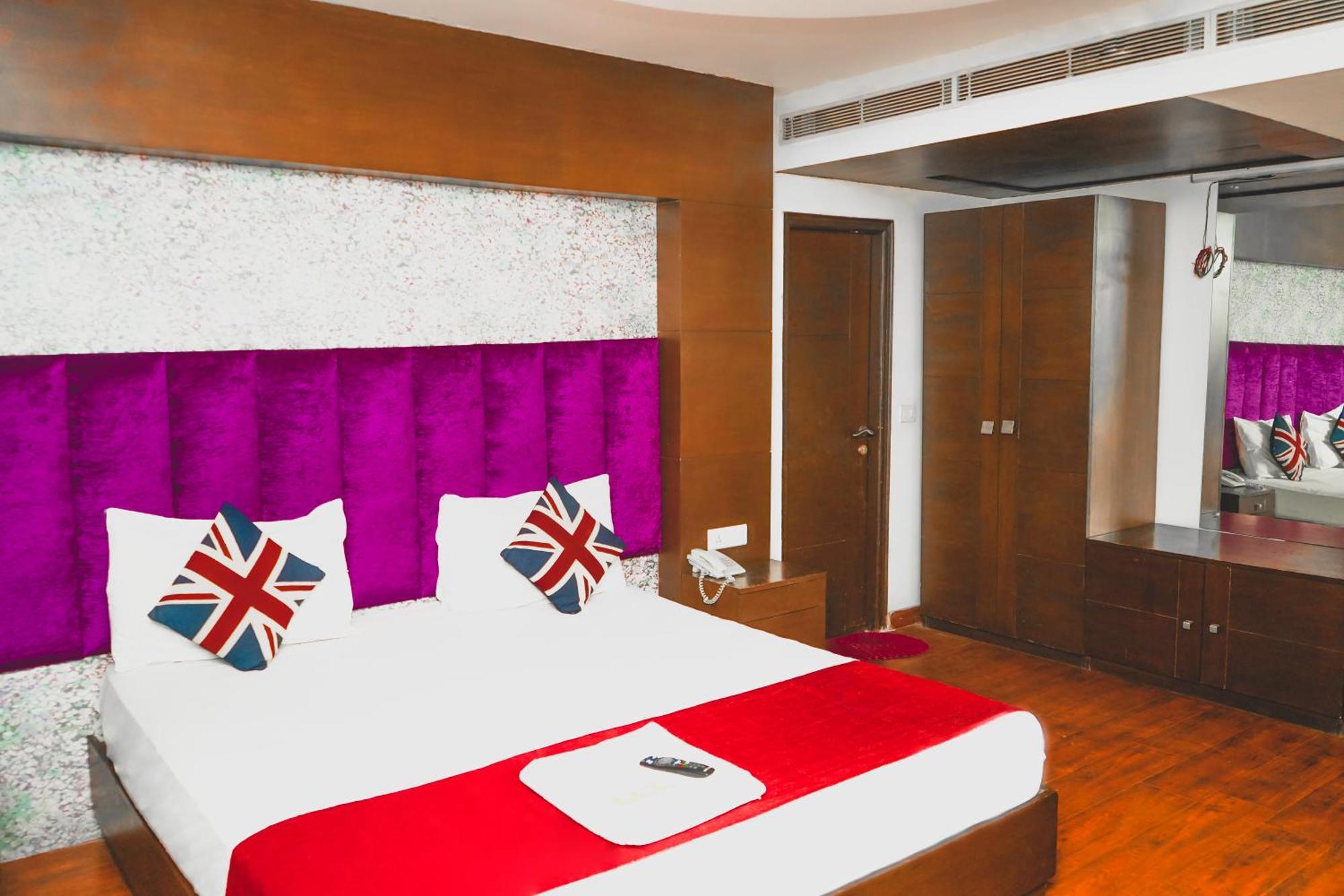 Hotel Sukoon - Ramesh Nagar Нью-Делі Екстер'єр фото