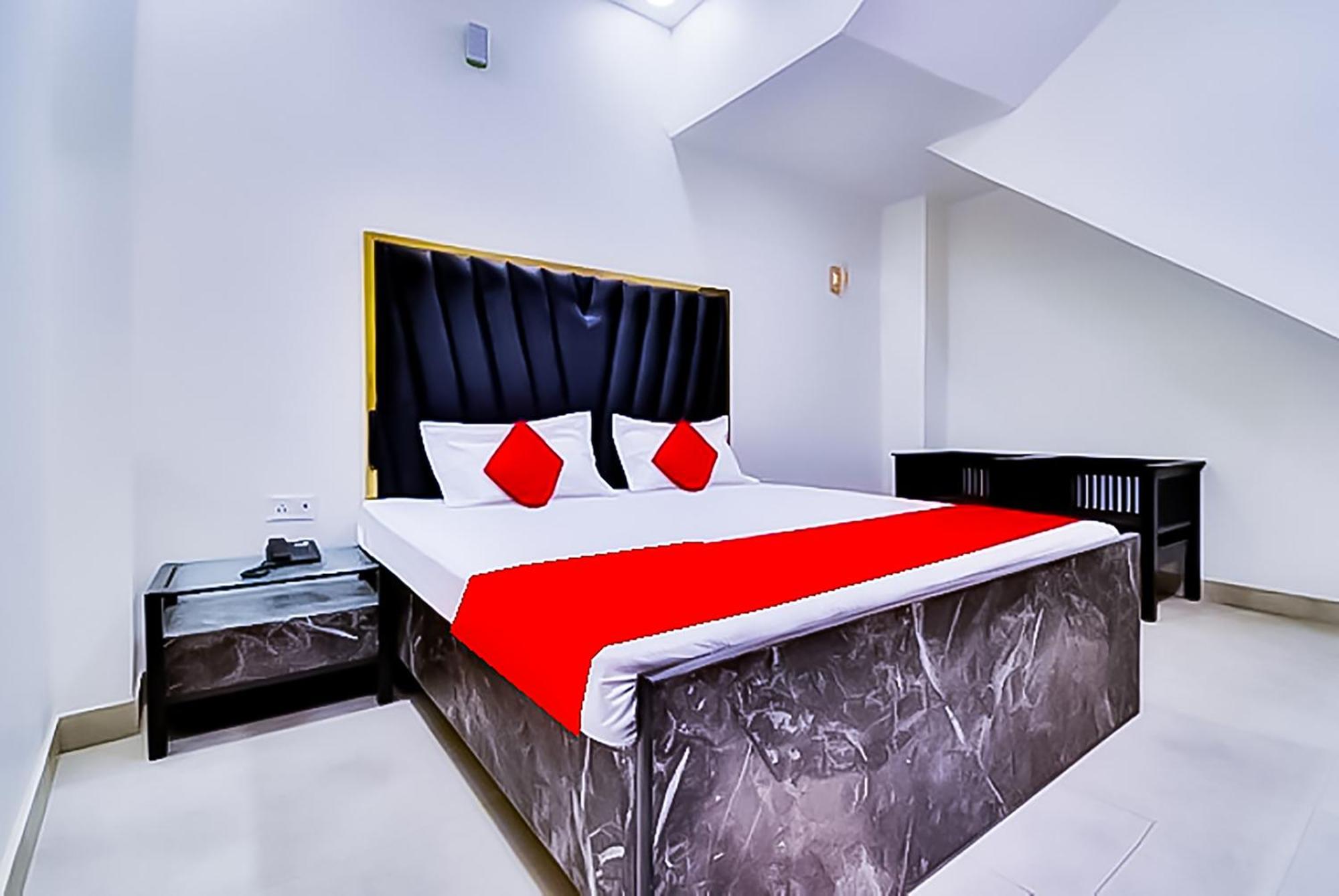 Hotel Sukoon - Ramesh Nagar Нью-Делі Екстер'єр фото