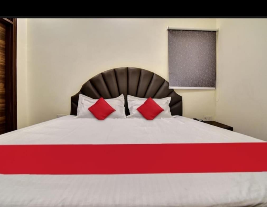 Hotel Sukoon - Ramesh Nagar Нью-Делі Екстер'єр фото