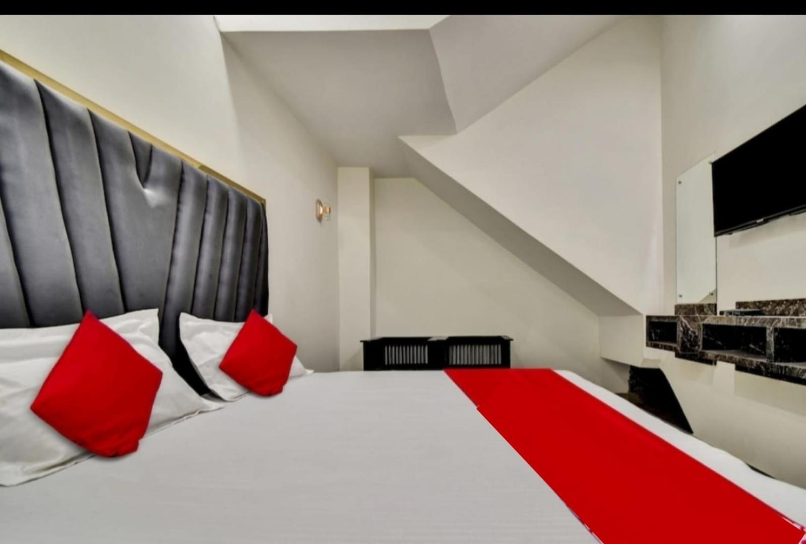 Hotel Sukoon - Ramesh Nagar Нью-Делі Екстер'єр фото